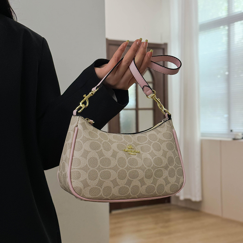 Luxury Lifestyle Us - Luxury Women High End Leather Elegant