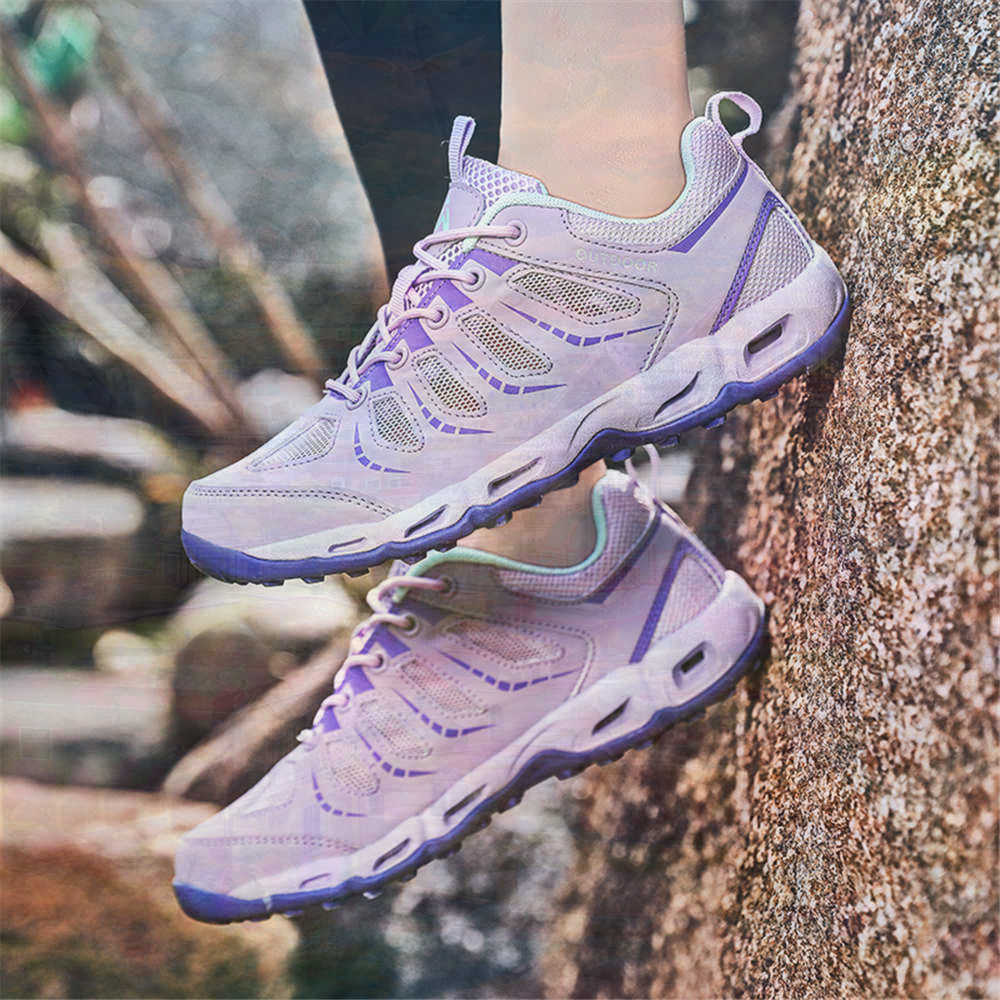 Sumer Round Tip Silver Sneaker - Luxury Lifestyle For Women 评论和价格