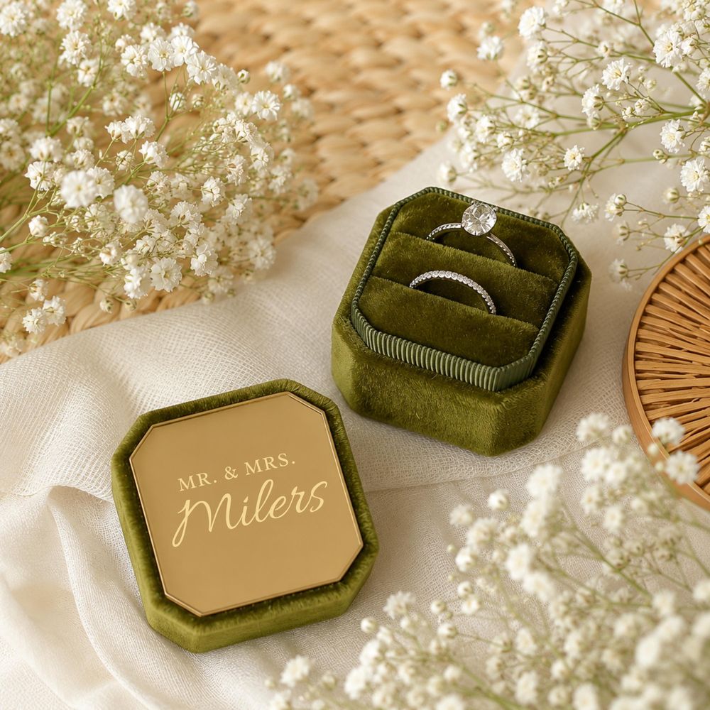 Personalized Octagon Velvet Ri - Velvet Jewelry Box 评论和价格